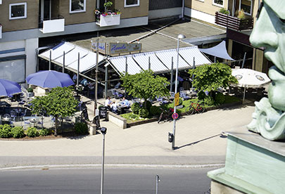 Blick vom Staatstheater auf das Café Haertle